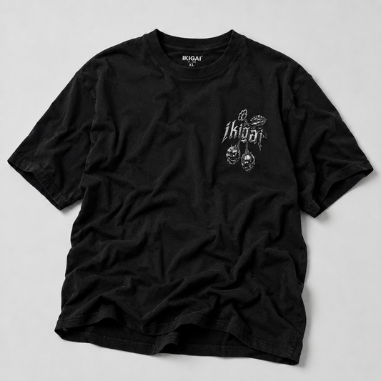 CAMISETA OVERSIZE - BLACK SERIES "CEREZAS"