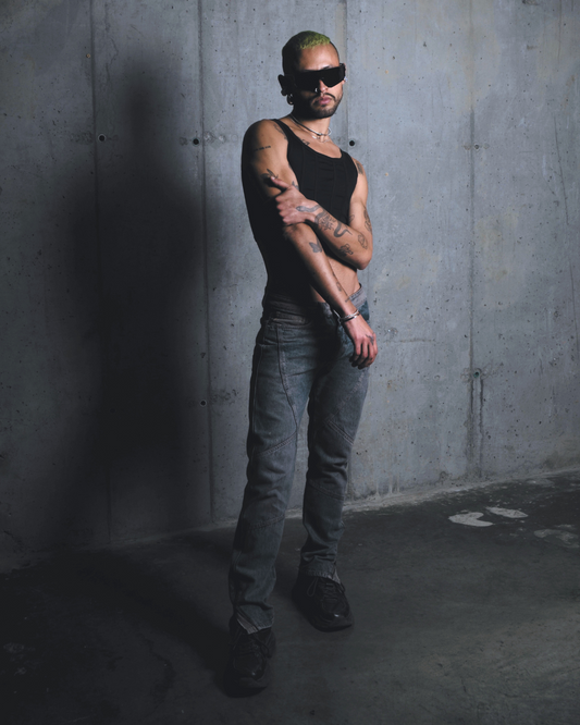 JEAN SLIM FIT SEMI DESCADERADO UNISEX